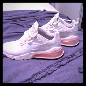 Nike Air Max 270 React